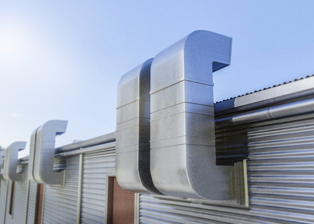 Commercial HVAC repair technician in Little Falls, NJ